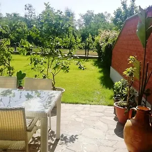 Appartamento Accogliente Bilocale Con Giardino Vicino A Milano, Peschiera Borromeo